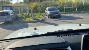 BAIC BJ40. Брутальный рамный внедородник, странное сочетание роскоши и простоты.