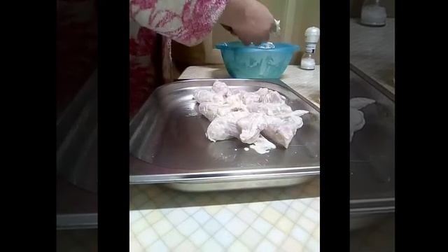 Очень вкусно! Крылышки запеченые в сметанном соусе смотреть онлайн