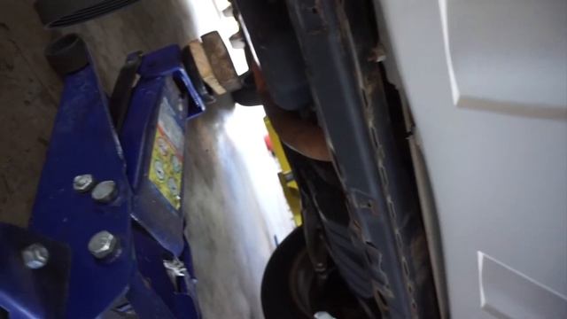 How to replaced Belt Tensioner TOYOTA RAV 4 смотреть онлайн