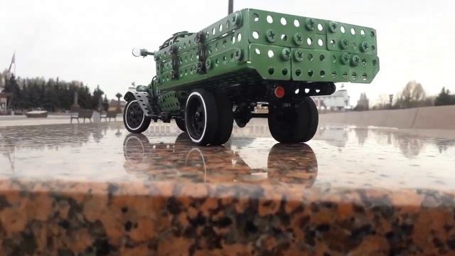 1937 ГАЗ-АА Полуторка из металлического конструктора смотреть онлайн