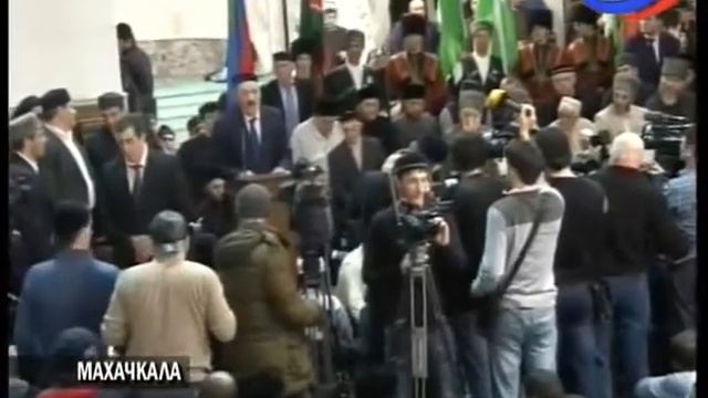 23.01.2015 г. В Центральной Джумамечети Махачкалы прошел общедагестанский мавлид