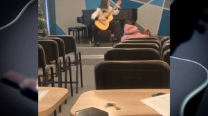 Экзамен в музыкальной школе. Гитара.
