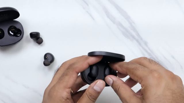 realme Buds Q Review - Lighter & Affordable ! смотреть онлайн