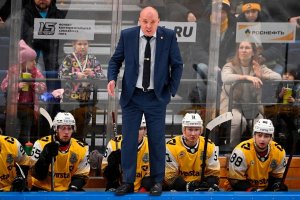 Величайший тренер КХЛ: Андрей Владимирович РАЗИН под "Слово пацана"