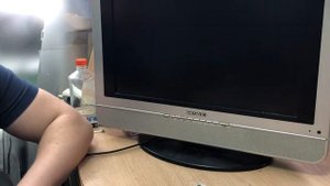 Две неисправности телевизора Shivaki LCD-1910DVD. Не включается. Не работает DVD.