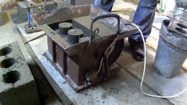 Станок для изготовления блоков (старый). смотреть онлайн