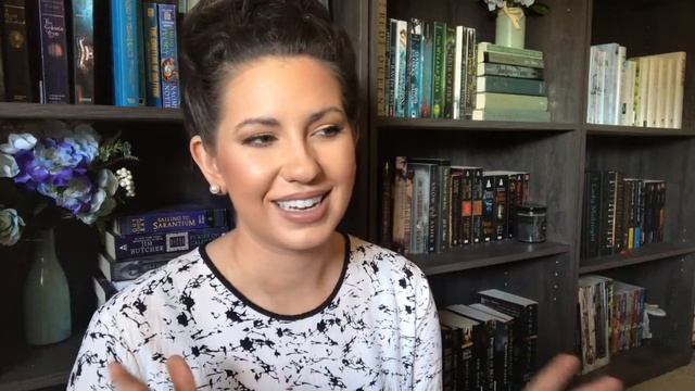 SUMMER TBR | COMICS & INDIE BOOKS смотреть онлайн