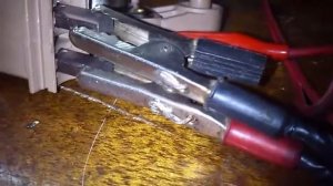 Простейший прибор для проверки Регуляторов напряжения генераторов автомобилей и мотоциклов