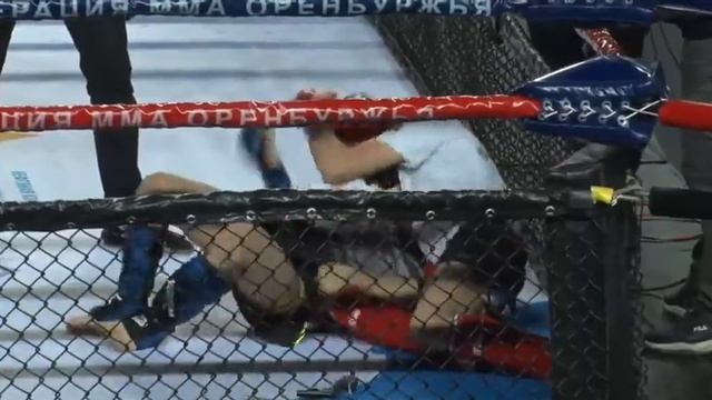 Никитин Илья-Чемпионат Области ММА 16-17 лет смотреть онлайн