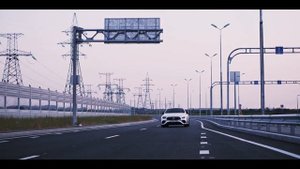 В такие жаркие дни только на Mercedes E53 AMG