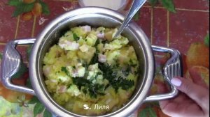Картофельные котлеты с ветчиной и сыром на ужин. Нежные внутри с хрустящей корочкой снаружи.
