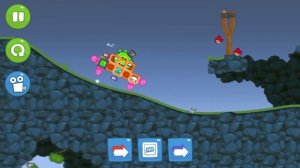 Bad Piggies - ALIEN TRY TO PICK THE CRATE WHICH PROTECTED BY ANGRY BIRDS!