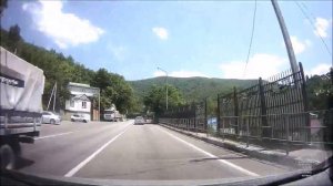 Сочинская улица в Туапсе солнечным днём