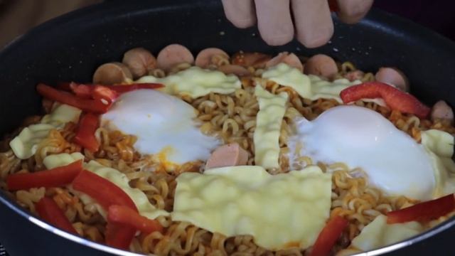 ASMR КОРЕЯ ДАСТАРХАНЫ MUKBANG | Ащы лапша, фунчоза, ашлян-фу | Мукбанг және Асмр