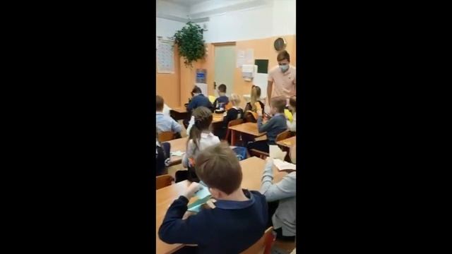 Мастер класс от Polygonal People по созданию полигональных фигур для школьников