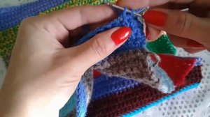 ВЕСЕЛЫЙ КОВРИК КРЮЧКОМ ИЗ ОСТАТКОВ ПРЯЖИ