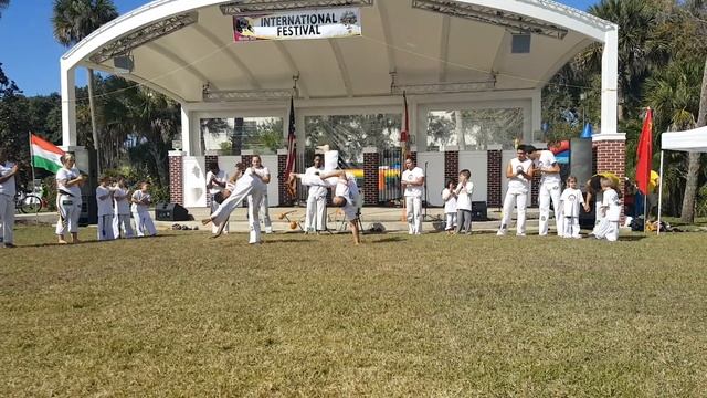 Capoeira demonstration at FIT International Festival смотреть онлайн
