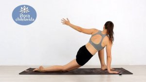 ЙОГА комплекс РАЗМИНКА УТРОМ 1 день - Йога 10 минут - Йога chilelavida