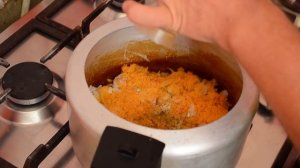 Рецепт вкусного плова от Дениса Жука. Диетический плов с куриным филе.