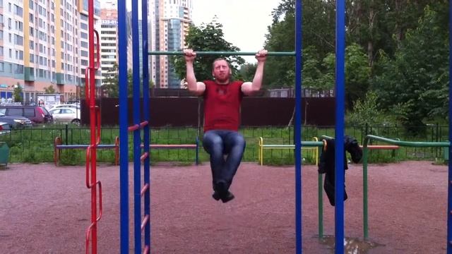 Подтягиваемся широким хватом 28 раз) смотреть онлайн