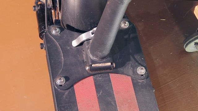 Электросамокат KUGOO Max Speed. Исправляем косяки и дорабатываем. смотреть онлайн