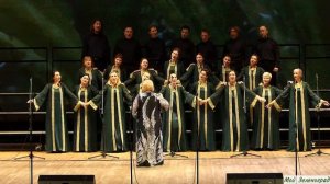 Хор "Возрождение" - Девка по саду ходила (русская народная песня)