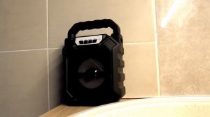 Bluetooth колонка за 400 рублей из магазина Светофор, годная вещь!