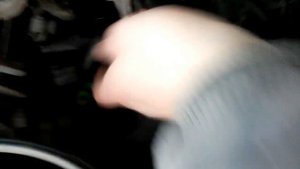 Замена датчика температуры Toyota Karina E.mp4