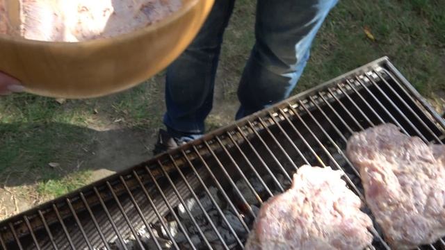 ХАНА! СОЧНЫЕ ОКОРОЧКА КУРЫ С КАРТОШКОЙ!!! смотреть онлайн