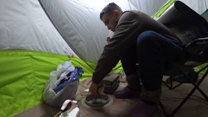 Зимняя рыбалка с ночевкой