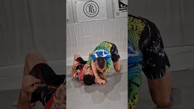 Приёмы партера болевой и удушающий. #самбо #mma #shortsvideo #мма #боевоесамбо #техника