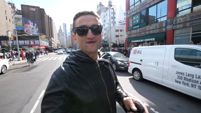 Обзор OneWheel & Полиция Нью-Йорка/Hi-Speed Hoverboard & the NYPD/Кейси Нейстат на русском смотреть онлайн