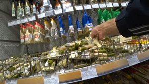 эмаль "ТЕКС" покрасить борта в газели по 449₽. 0,9кг. в "максидоме" возле самолёта.