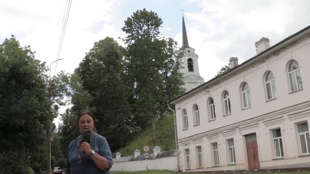 Пушкинские Горы. Исторический центр и улицы посёлка смотреть онлайн