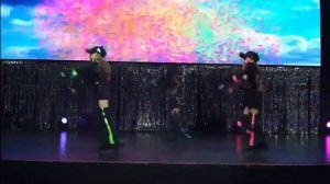 ГРУППА《 БЕЗ ИГРУШЕК》-ГЛАЗКАМИ.ГИГАНТ ХОЛЛ,г.САНКТ-ПЕТЕРБУРГ