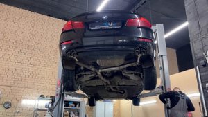 BMW 520D f10 - сделали раздвоение выхлопной системы и установили стильные двойные насадки