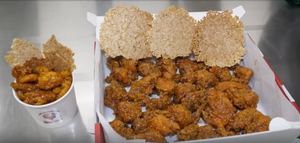 Продажа 20 тонн в месяц?! Уникальный пряный цыпленок с обжаренным рисом / Korean street food