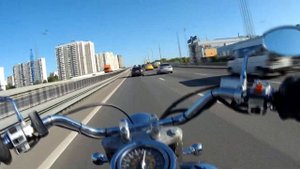 Suzuki intruder vl800. Великий победитель пробок