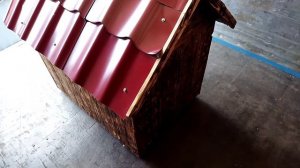 Будка для собаки из поддонов.