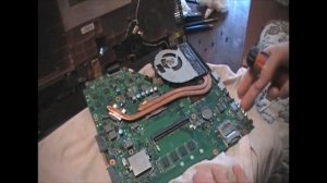 Очистка и смазка кулера на ноутбуке ASUS  подробно