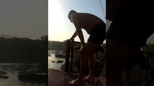 попытка суицида))))