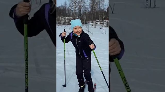Как научиться кататься на лыжах. Группы выходного дня. shorts смотреть онлайн