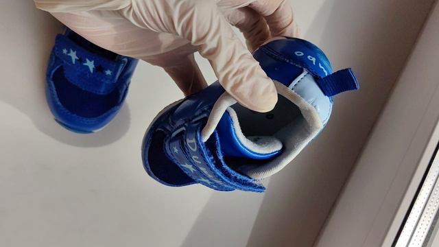 Кроссовки со слониками