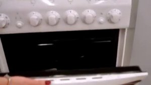 Плита газовая Deluxe 5040-33 видео обзор