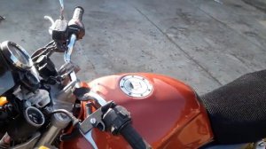 Заводим мотоцикл honda cb 400 93год на холодную +5градусов.