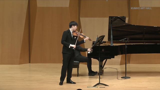 F. Poulenc: "Ballabile" Performed by Violin and Piano смотреть онлайн