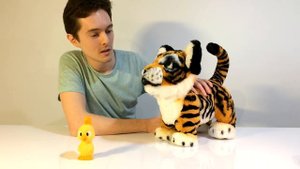 Обзор игрушки Рычащий Амурчик Furreal Friends Hasbro Tiger Tyler