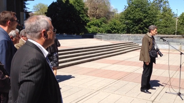 Митинг в поддержку референдума Донецкой и Луганской республик смотреть онлайн