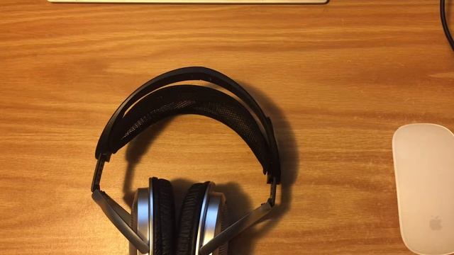 Koss UR40 headphones смотреть онлайн