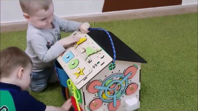 Бизиборд бизидом со светом 7 цветов подсветки смотреть онлайн